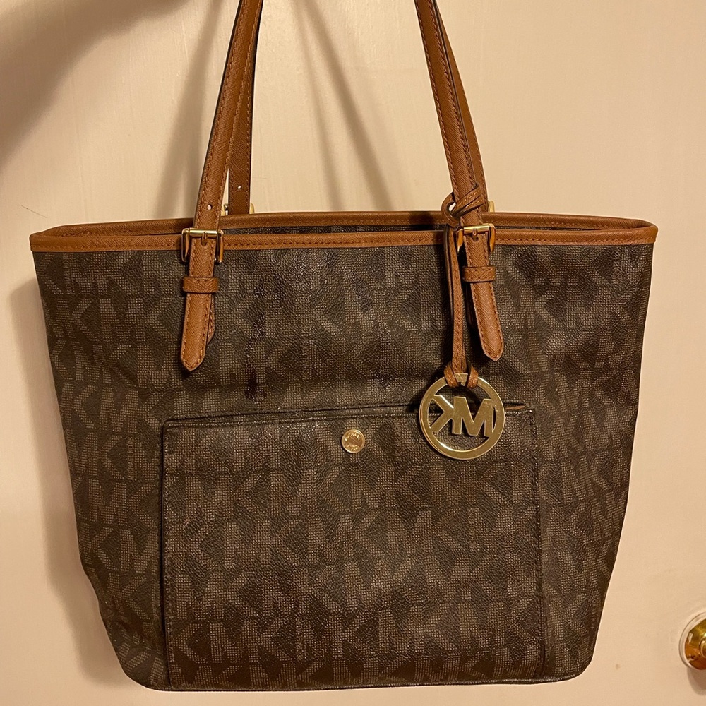Michael Kors purse in great condition